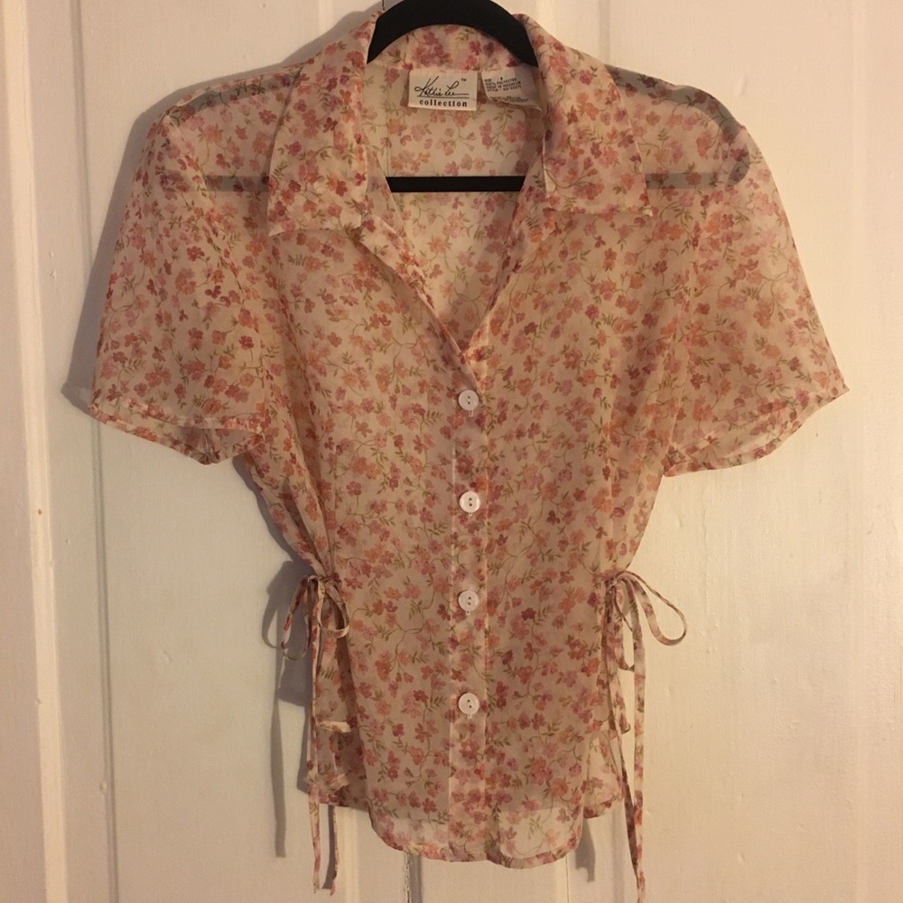 90’s sheer floral print button down top with side tie detail, flirty and fun!!